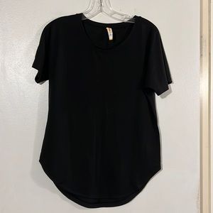 Lucy black short sleeve top